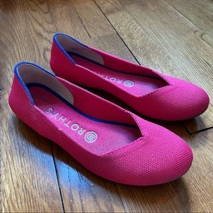 Rothy’s “The Flat” - rounded toe ballet flat in fuchsia